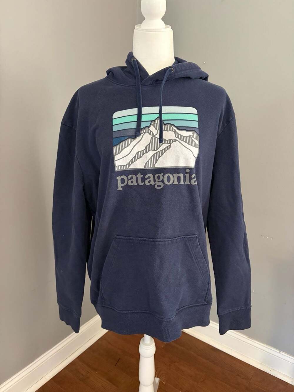 Patagonia Men's Uprisal Hoody Pullover Sweatshirt with Mountain Logo, Navy Blue,